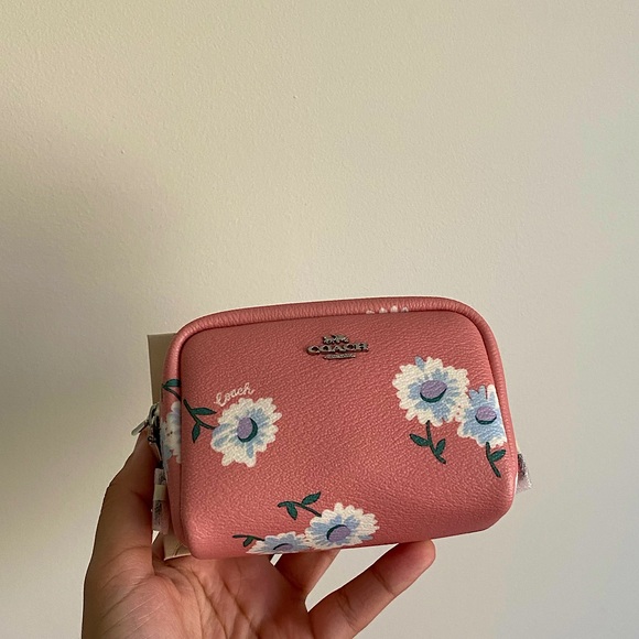 Coach Boxy Cosmetic Bag Set of 2! - Picture 3 of 7